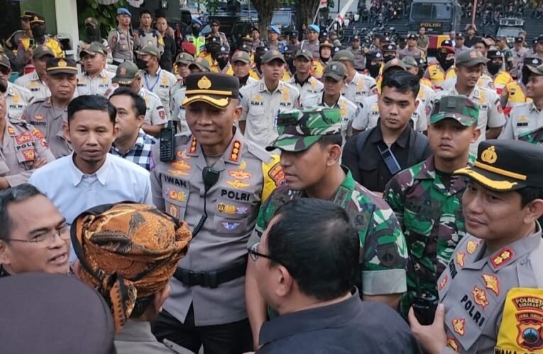 Polisi Beri Ruang Aksi, Demo Mahasiswa Tertib dan Tepati Janji